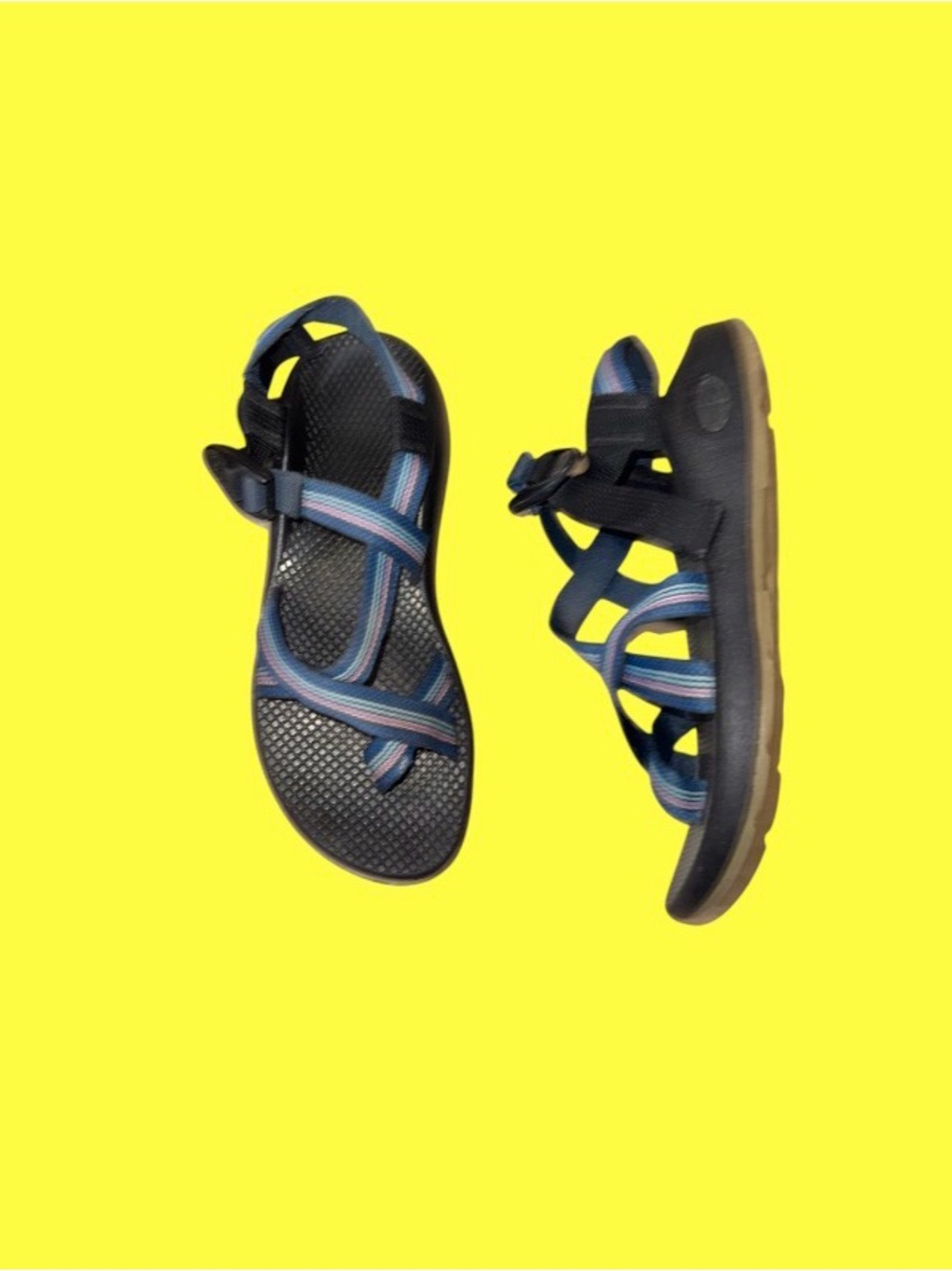 CHACO ZX1 toe blue/pink sandals women’s shoes size 8